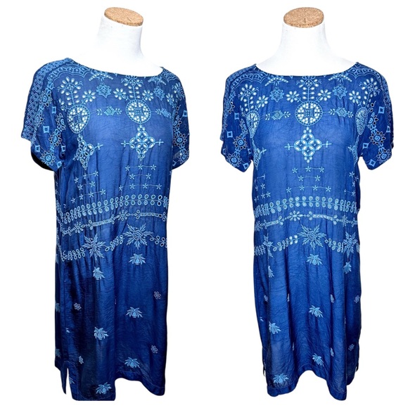 Johnny Was Dresses & Skirts - Johnny Was Embroidered Eyelet Mini Shift Dress Small Navy Blue